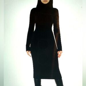 Cable Knit Midi Sweater Dress Medium in Black